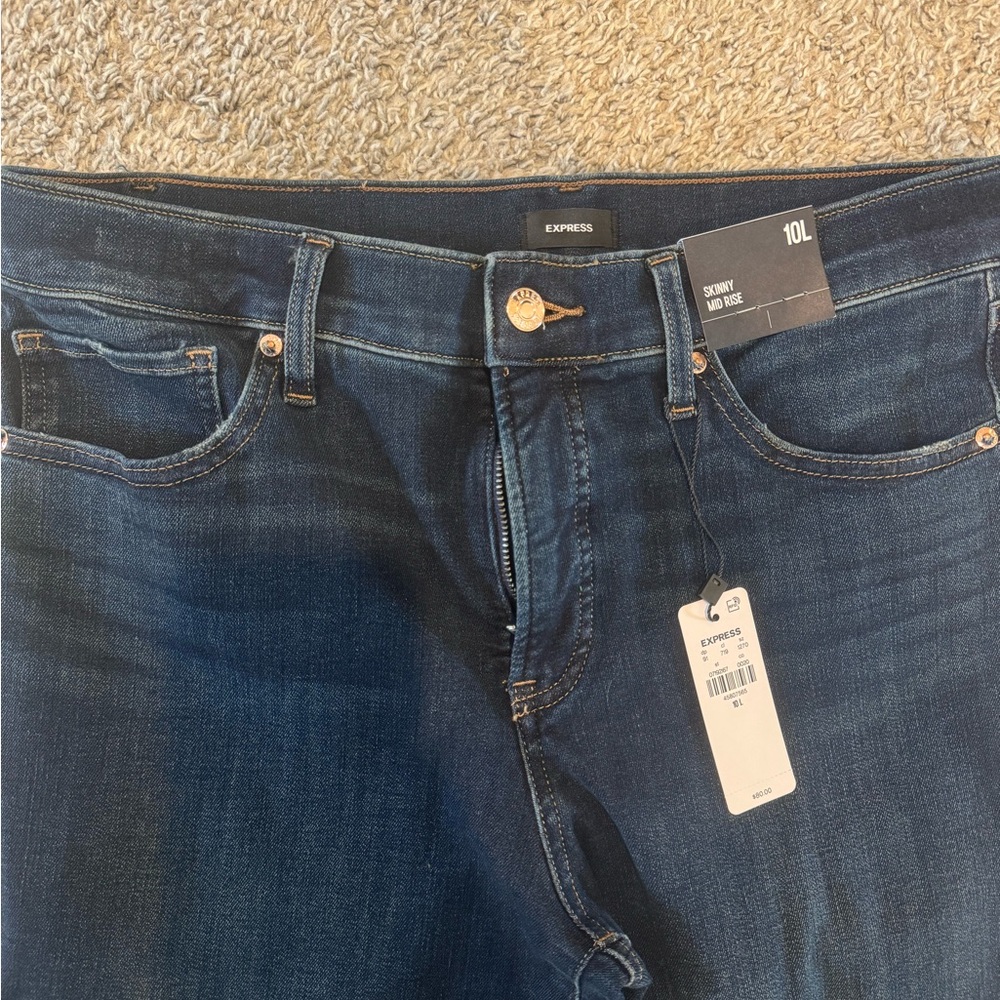 Express Women's Deep Indigo Mid-Rise Skinny Jeans - Picture 4 of 8
